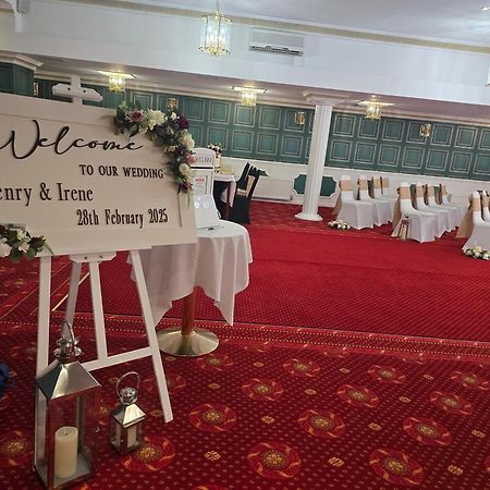 Victoria Hotel كيركالدي المظهر الخارجي الصورة