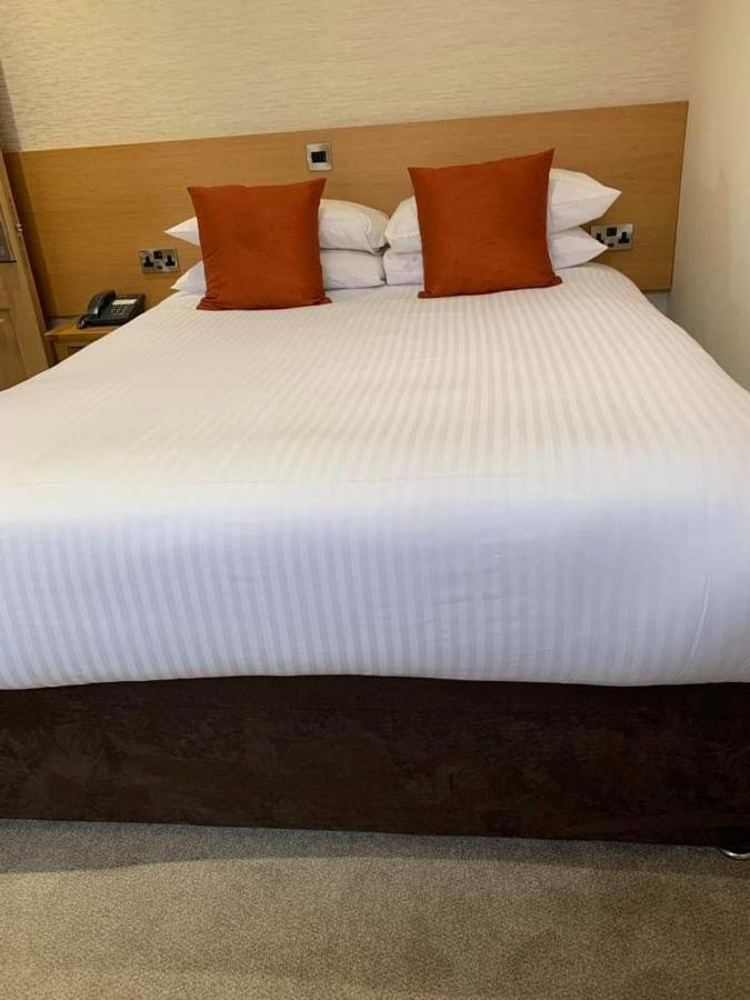 Victoria Hotel كيركالدي المظهر الخارجي الصورة