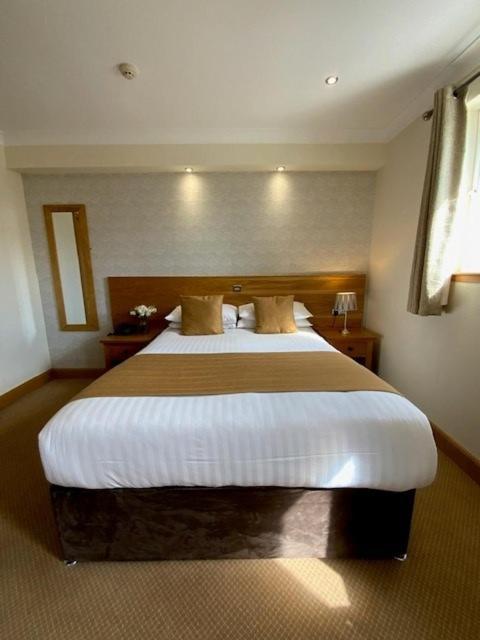 Victoria Hotel كيركالدي المظهر الخارجي الصورة